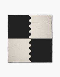 Monochrome Waves