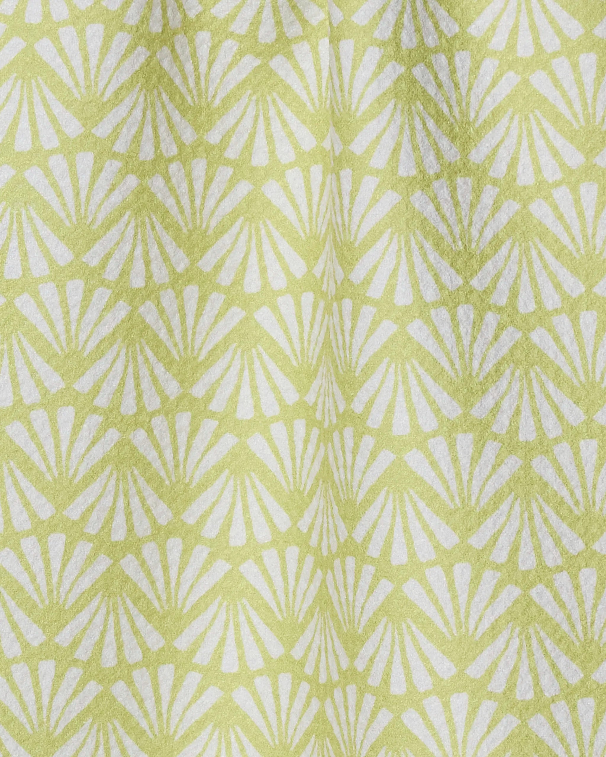 The Geometry Lime Blossom towel features a pale yellow and white repeating fan pattern in art deco style. Quick-drying and slightly wrinkled, it's both stylish and practical for daily use.