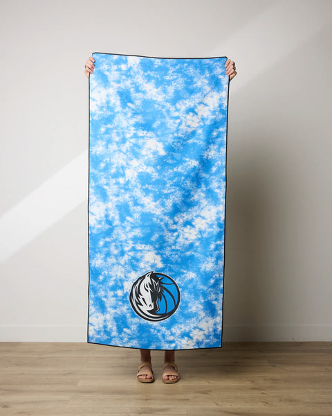 Mavericks Flash Beach Towel | Geometry – GEOMETRY