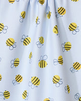 The GEOMETRY Buzzing tea towel features a repeating pattern of cute, cartoon yellow and black bees with wings on white fabric. Eco-friendly and textured, it’s perfect for brightening up any kitchen with its cheerful design.