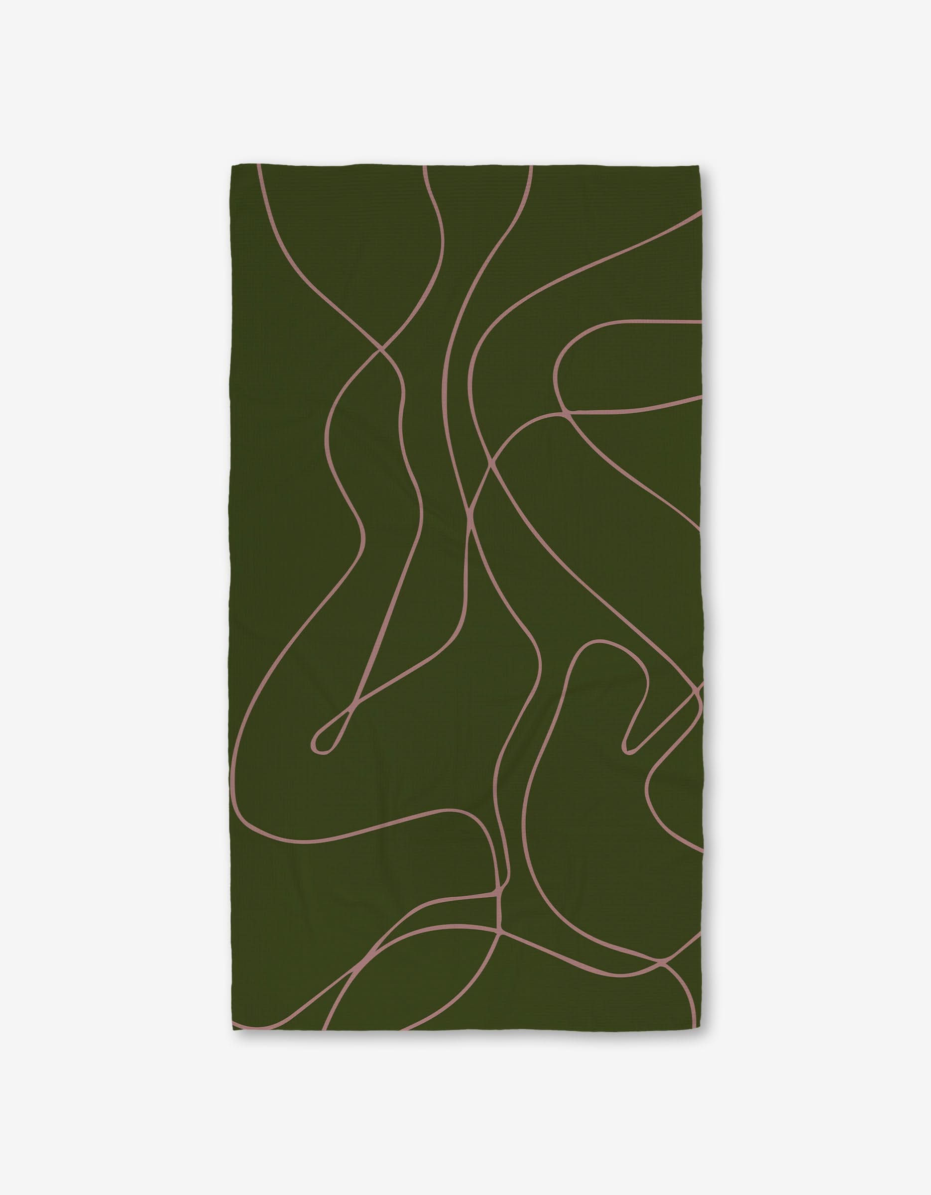 The GEOMETRY Olive Martini is a rectangular dark green blanket with thin, wavy light pink lines. Its made from ultra-absorbent post-consumer recycled materials and shown against a plain white background.